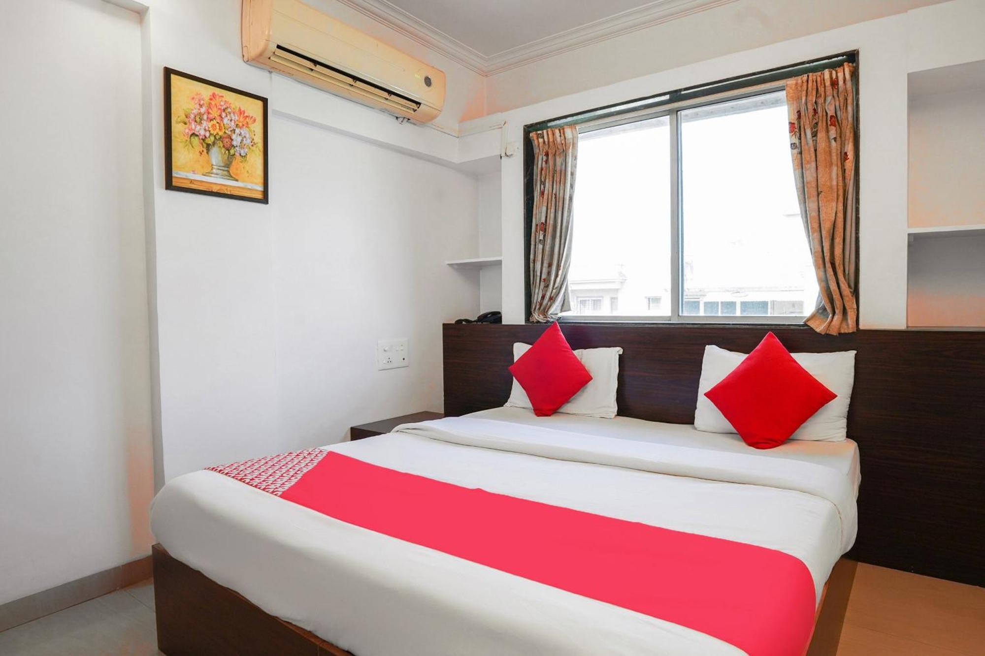 Hotel O The Royal Samrat Pune Esterno foto