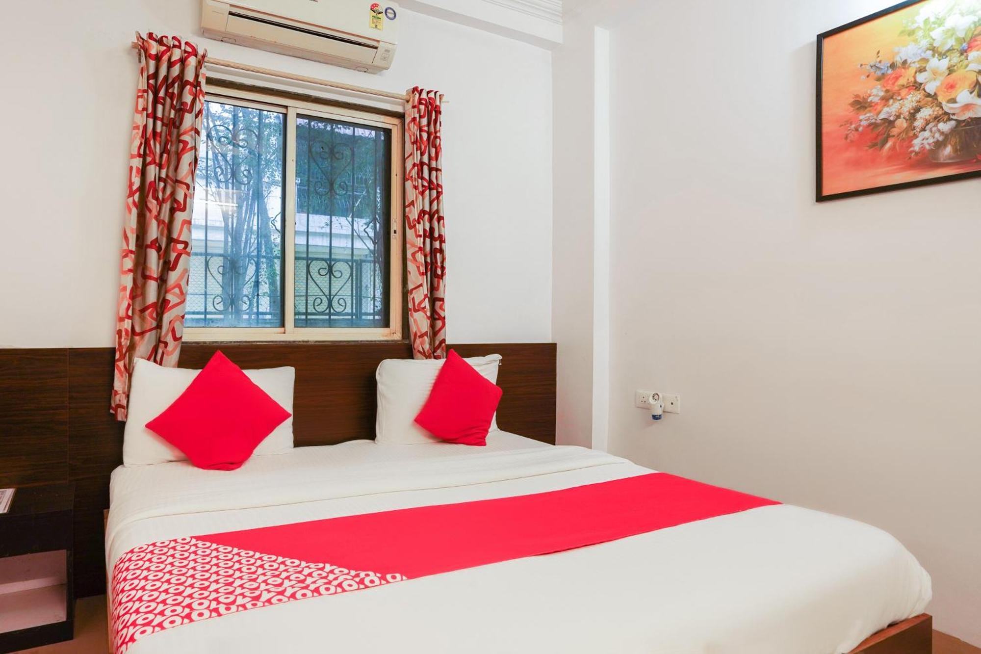 Hotel O The Royal Samrat Pune Esterno foto